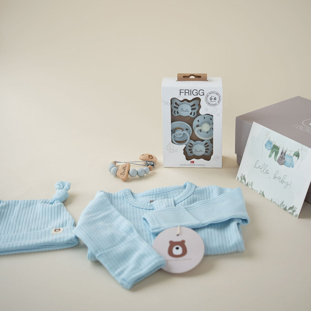 JBØRN x FRIGG Baby Gift Set | Organic Cotton Sleepsuit, First Pacifiers & Matching Holder - Personalisable Baby Products Sold and Personalised by JustBørn