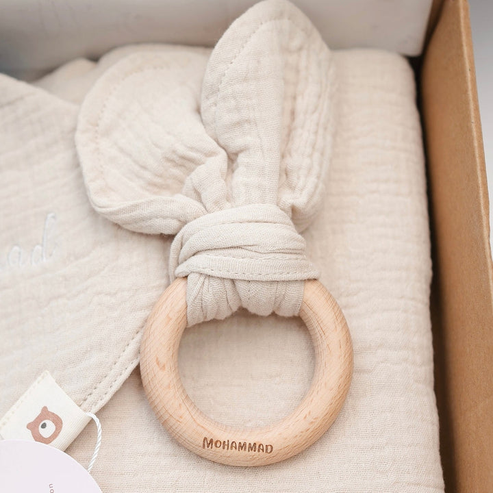 JBØRN Pop Pom Swaddle Organic Muslin Blanket & Teether Set - Personalisable Baby Products Sold and Personalised by JustBørn