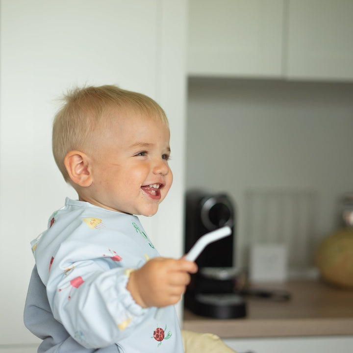 JBØRN Long Sleeve Baby Feeding Bib with Personalised Travel Bag - Personalisable Baby Products Sold and Personalised by JustBørn