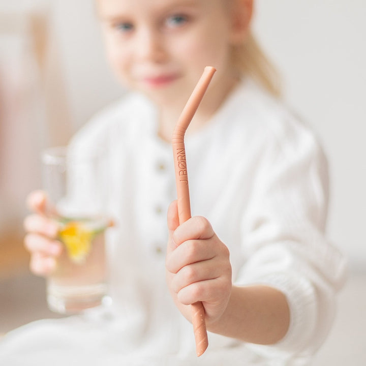 JBØRN Silicone Straws (Bent) x6 with Cleaning Brush - Personalisable Baby Products Sold and Personalised by JustBørn