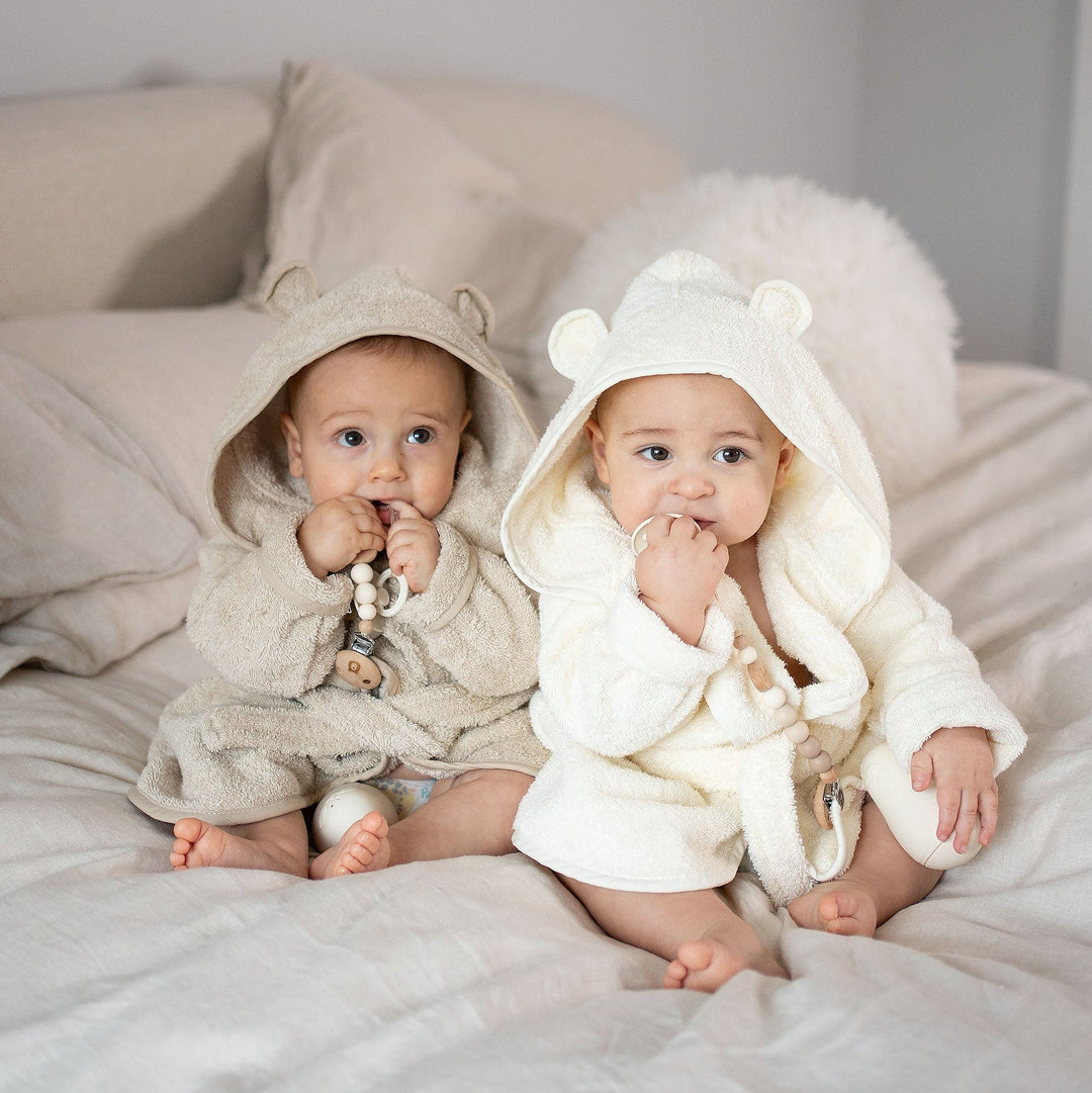 Baby's First Bath: When to Bathe a Newborn, How Often & What You Actually Need