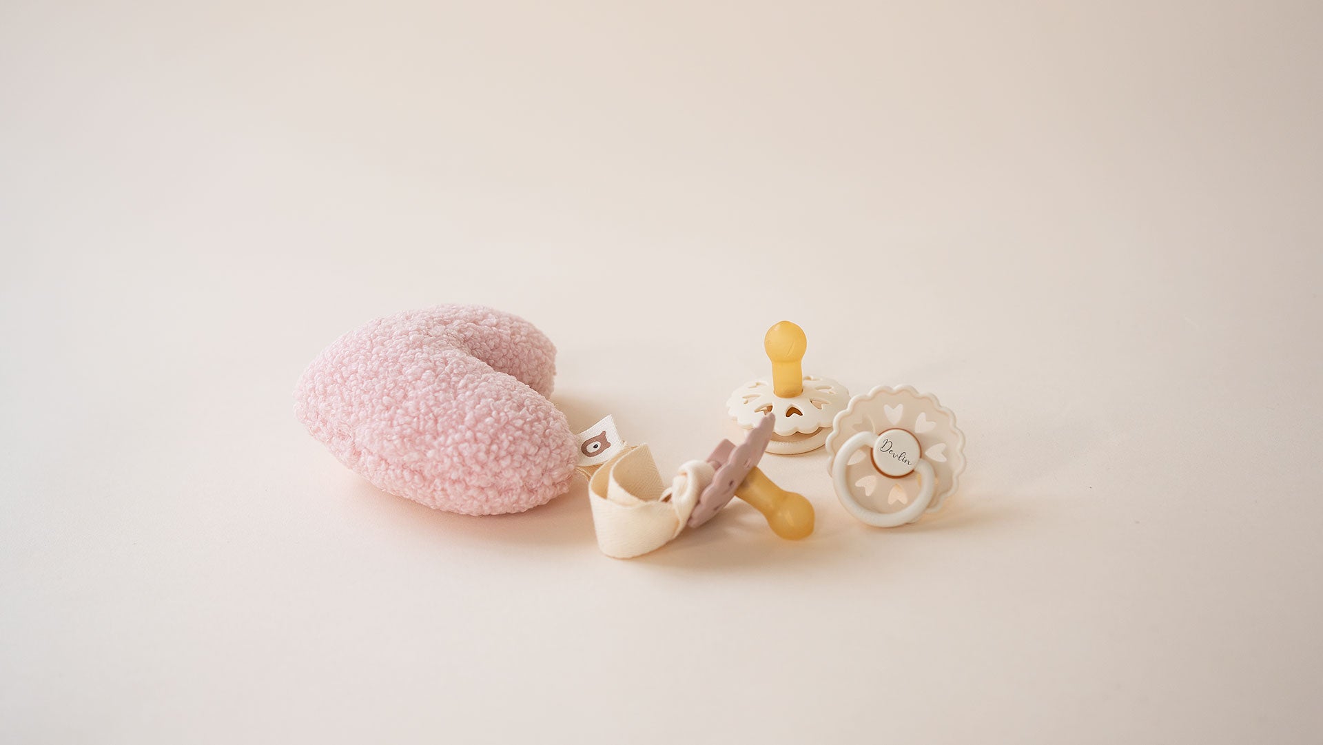 Pacifiers & Accessories