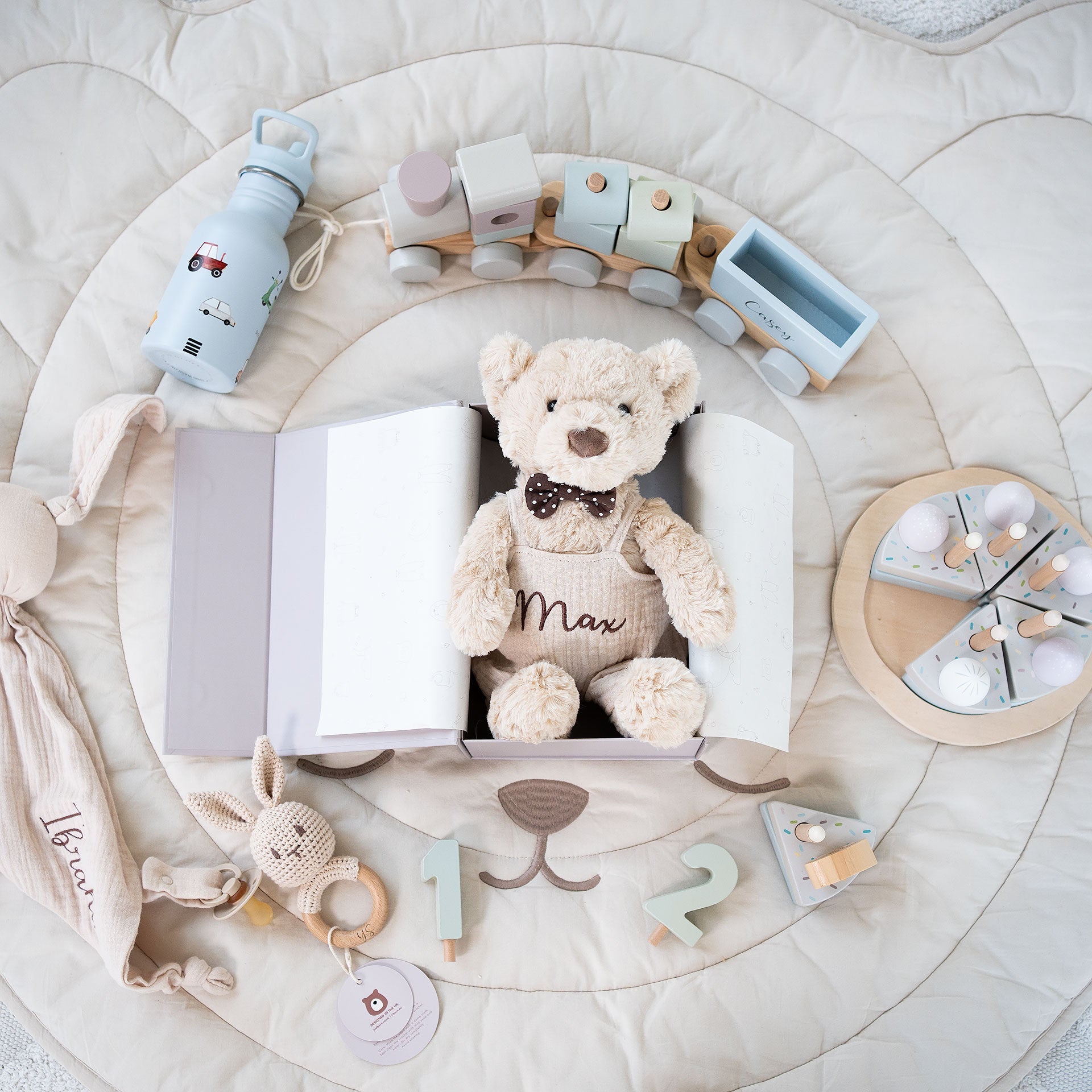 Baby Gifts: 6-12 Months