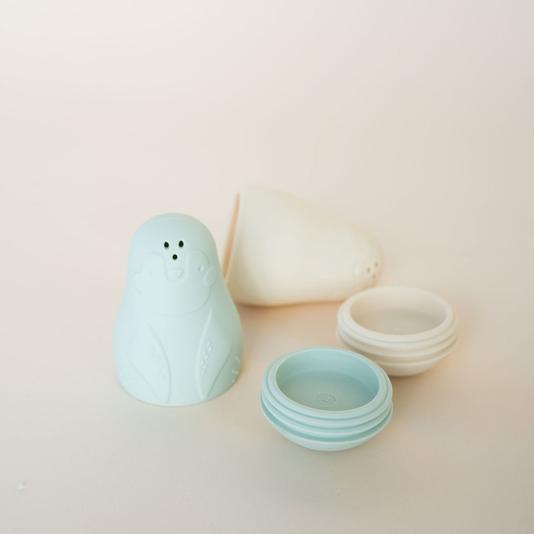 JBØRN Mint Baby Gift Set | Organic Cotton Robe & Bath Toys - Personalisable Baby Products Sold and Personalised by JustBørn