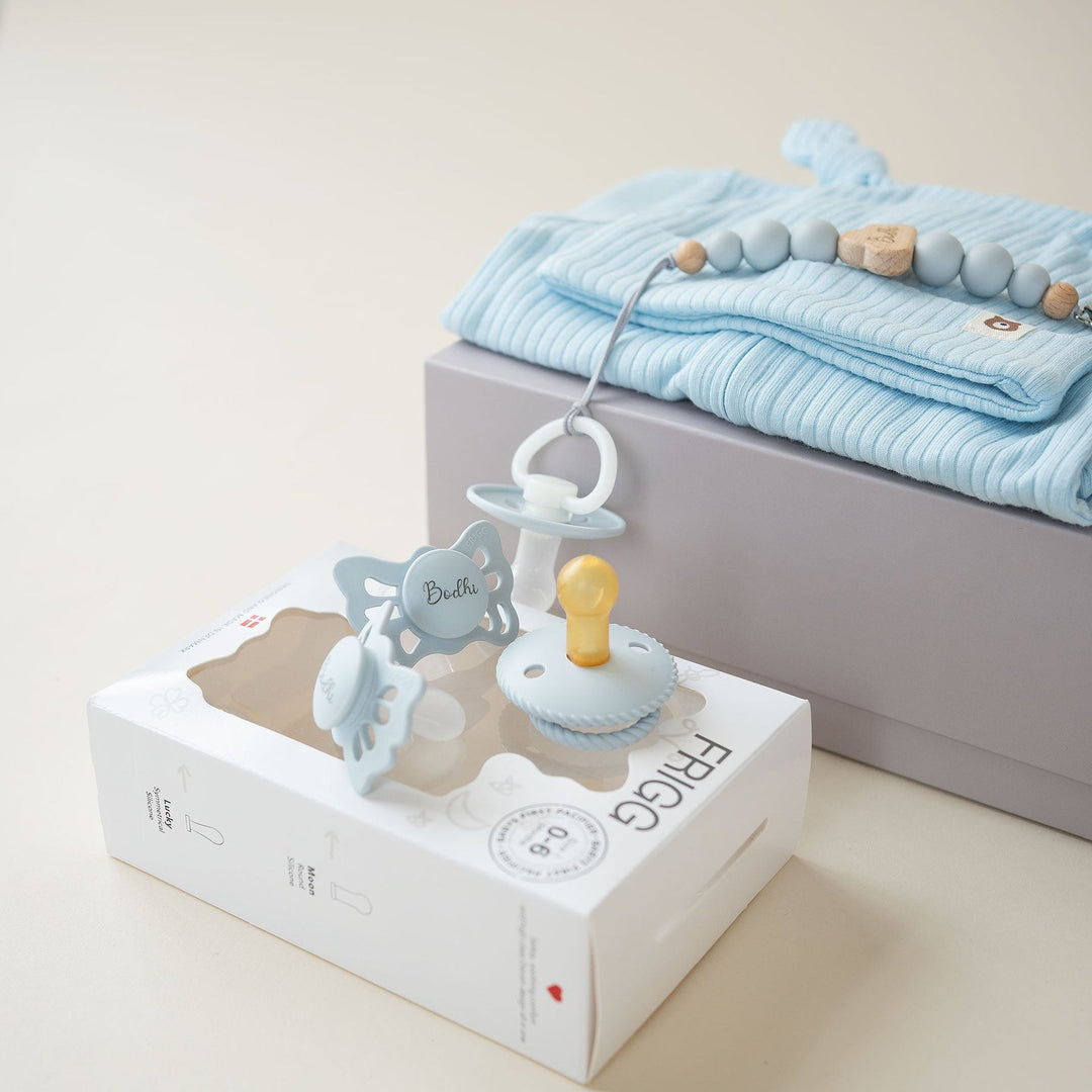 JBØRN x FRIGG Baby Gift Set | Organic Cotton Sleepsuit, First Pacifiers & Matching Clip Sage - Personalisable Baby Products Sold and Personalised by JustBørn
