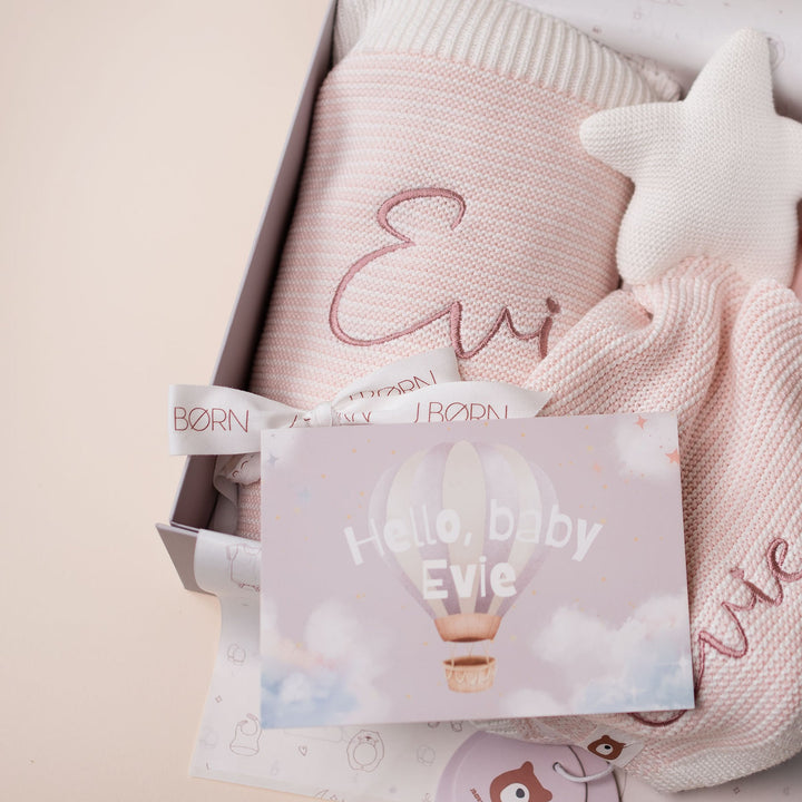 JBØRN Knitted Blanket & Star Comforter Set - Personalisable Baby Products Sold and Personalised by JustBørn
