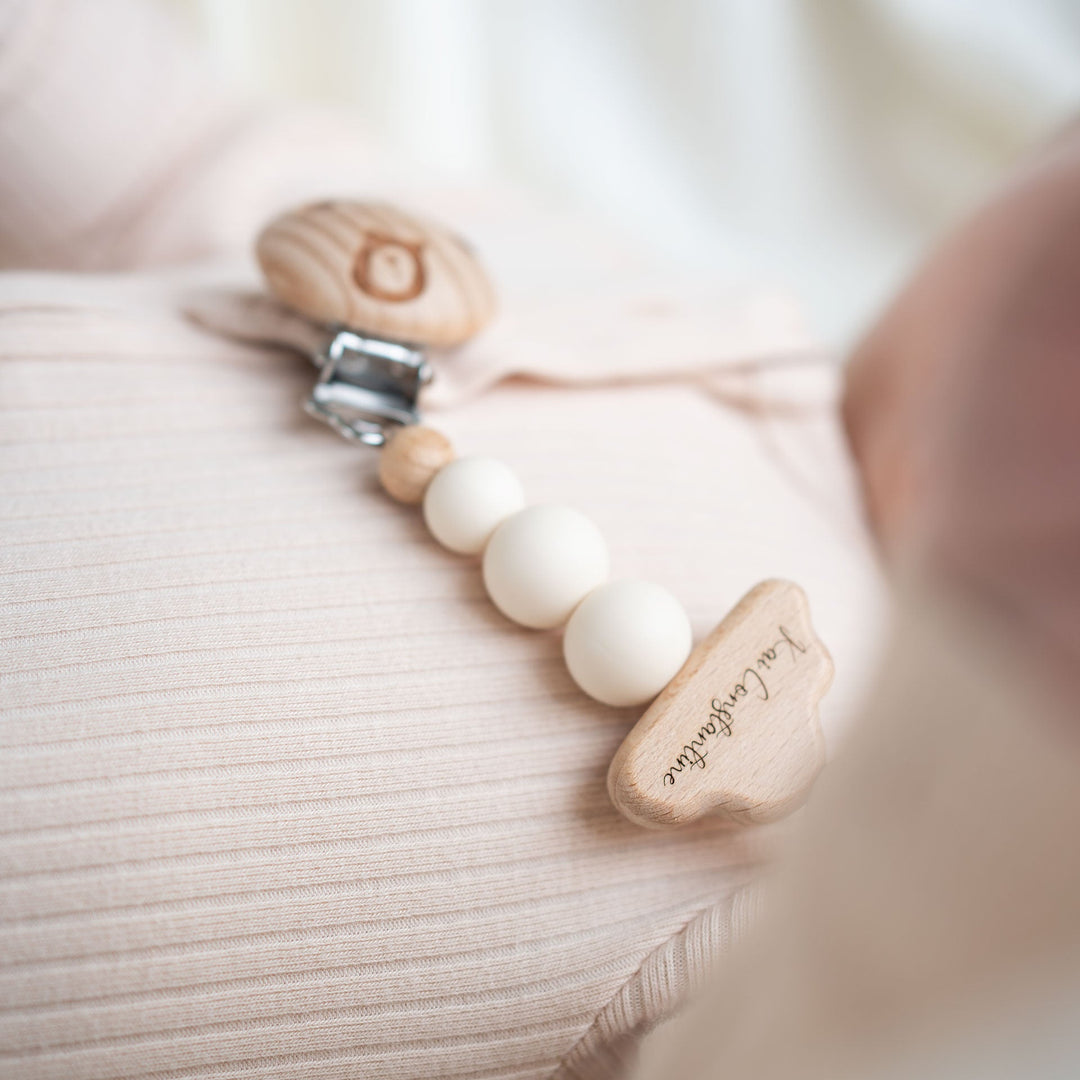 JBØRN Cloud Pacifier Clip - Personalisable Baby Products Sold and Personalised by JustBørn