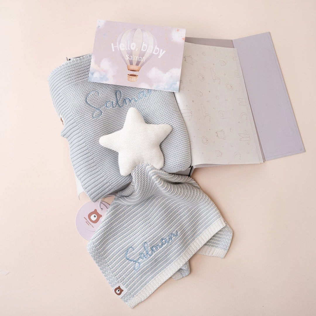 JBØRN Knitted Blanket & Star Comforter Set - Personalisable Baby Products Sold and Personalised by JustBørn