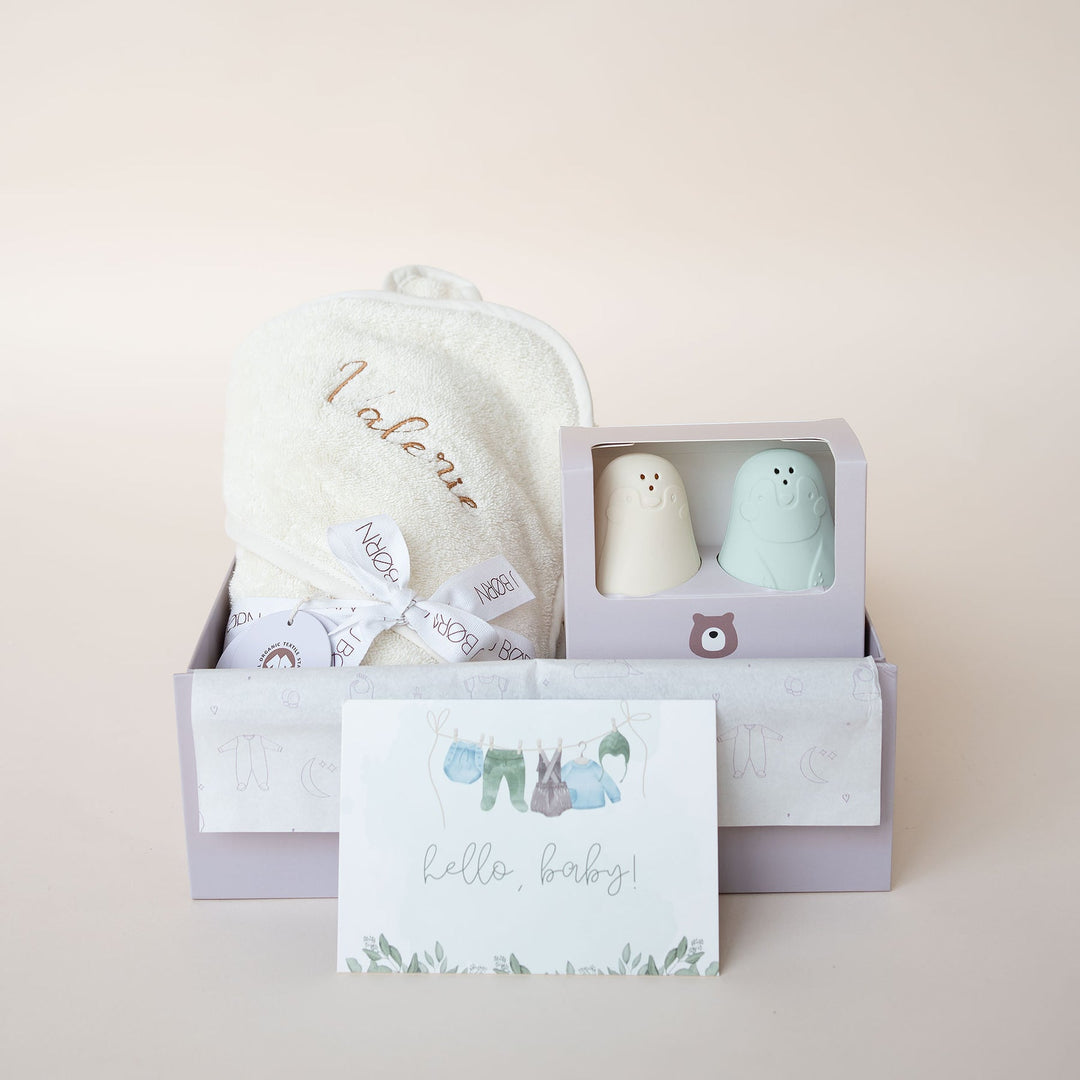 JBØRN Baby Gift Set | Organic Cotton Baby Hooded Towel & Bath Toys - Personalisable Baby Products Sold and Personalised by JustBørn