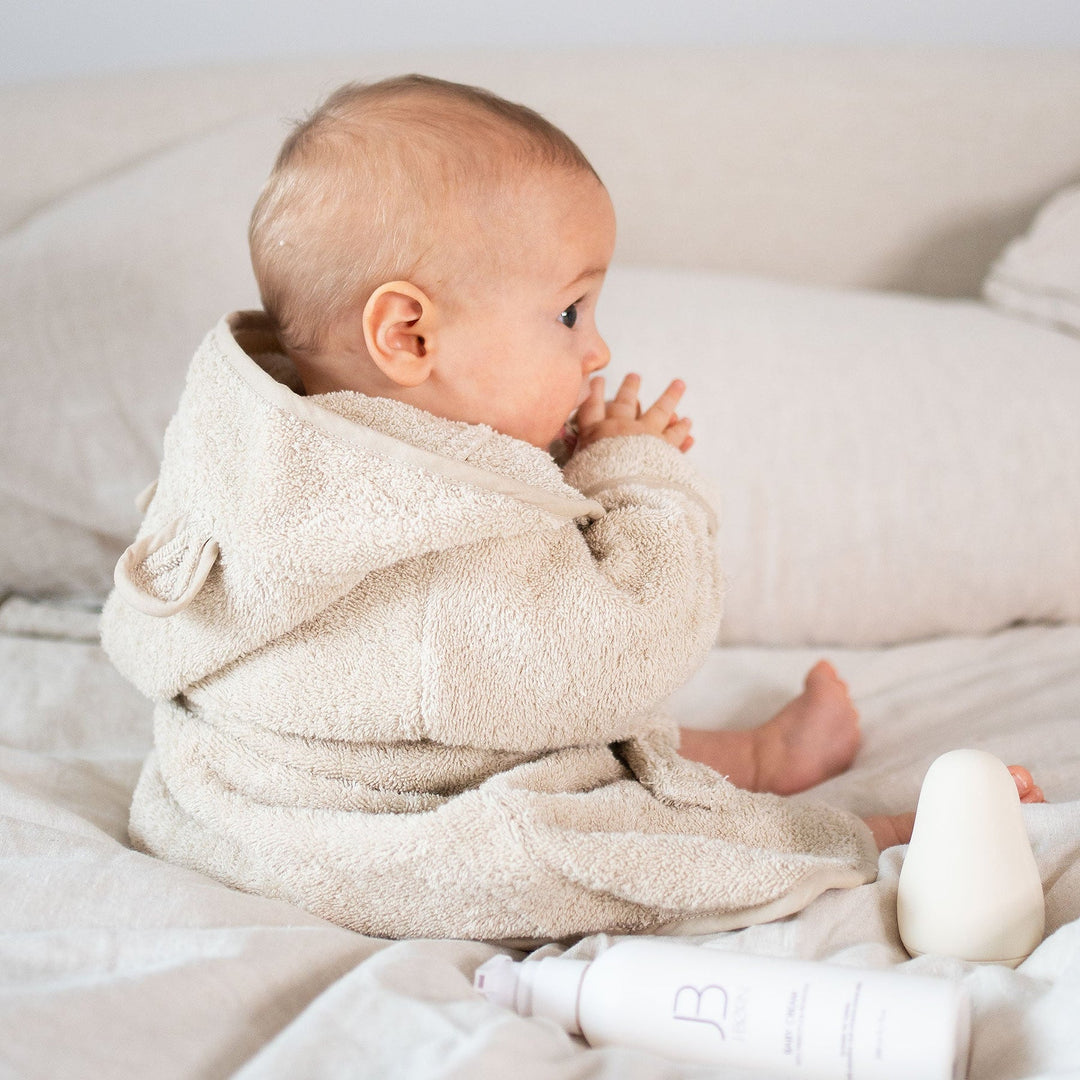 JBØRN Baby Gift Set | Organic Cotton Robe & Bath Toys - Personalisable Baby Products Sold and Personalised by JustBørn