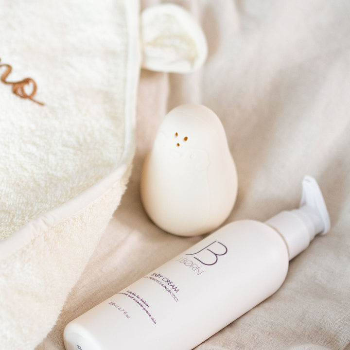 JBØRN Tumbling Penguins Bath Toy Set - Personalisable Baby Products Sold and Personalised by JustBørn