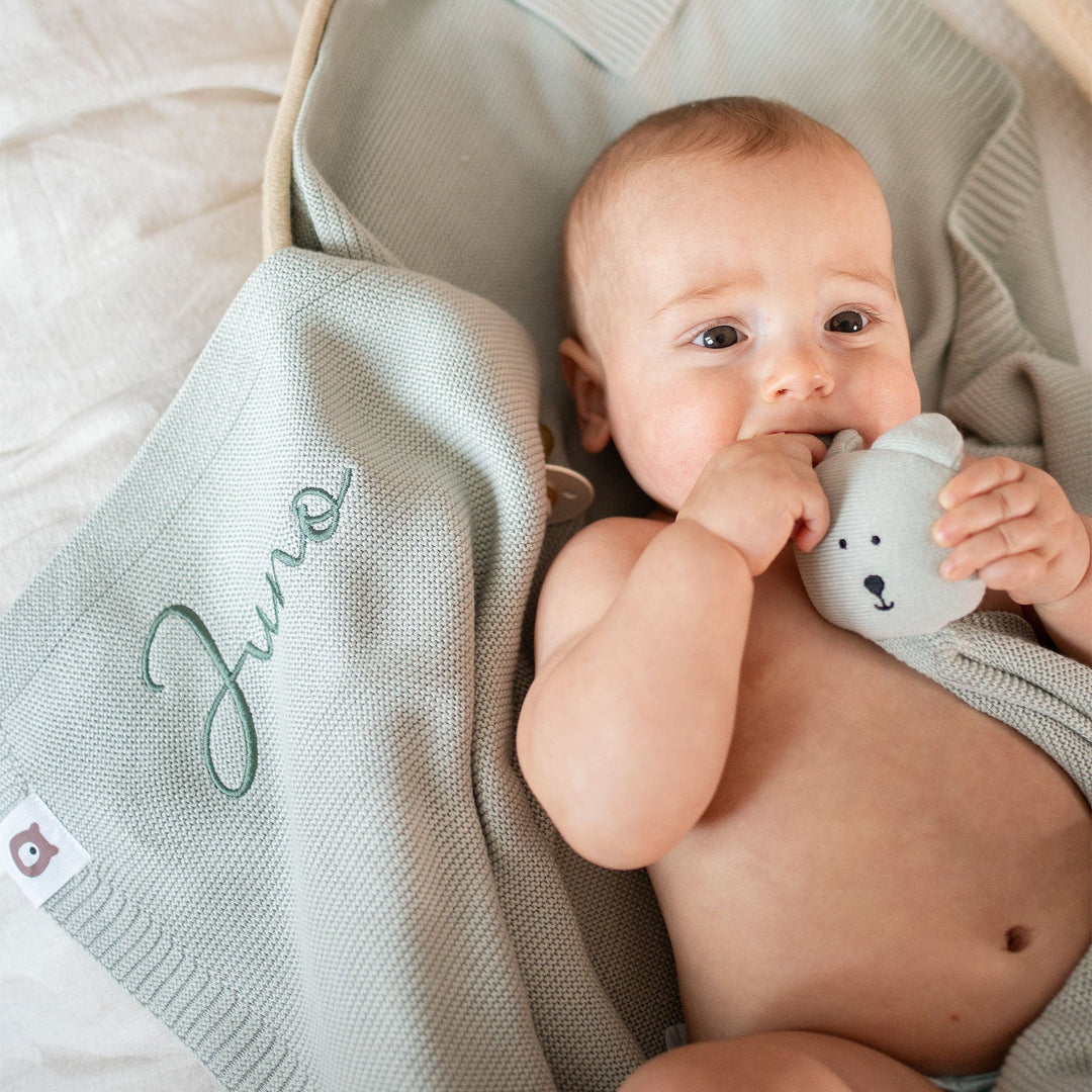 JBØRN Knitted Blanket - Personalisable Baby Products Sold and Personalised by JustBørn