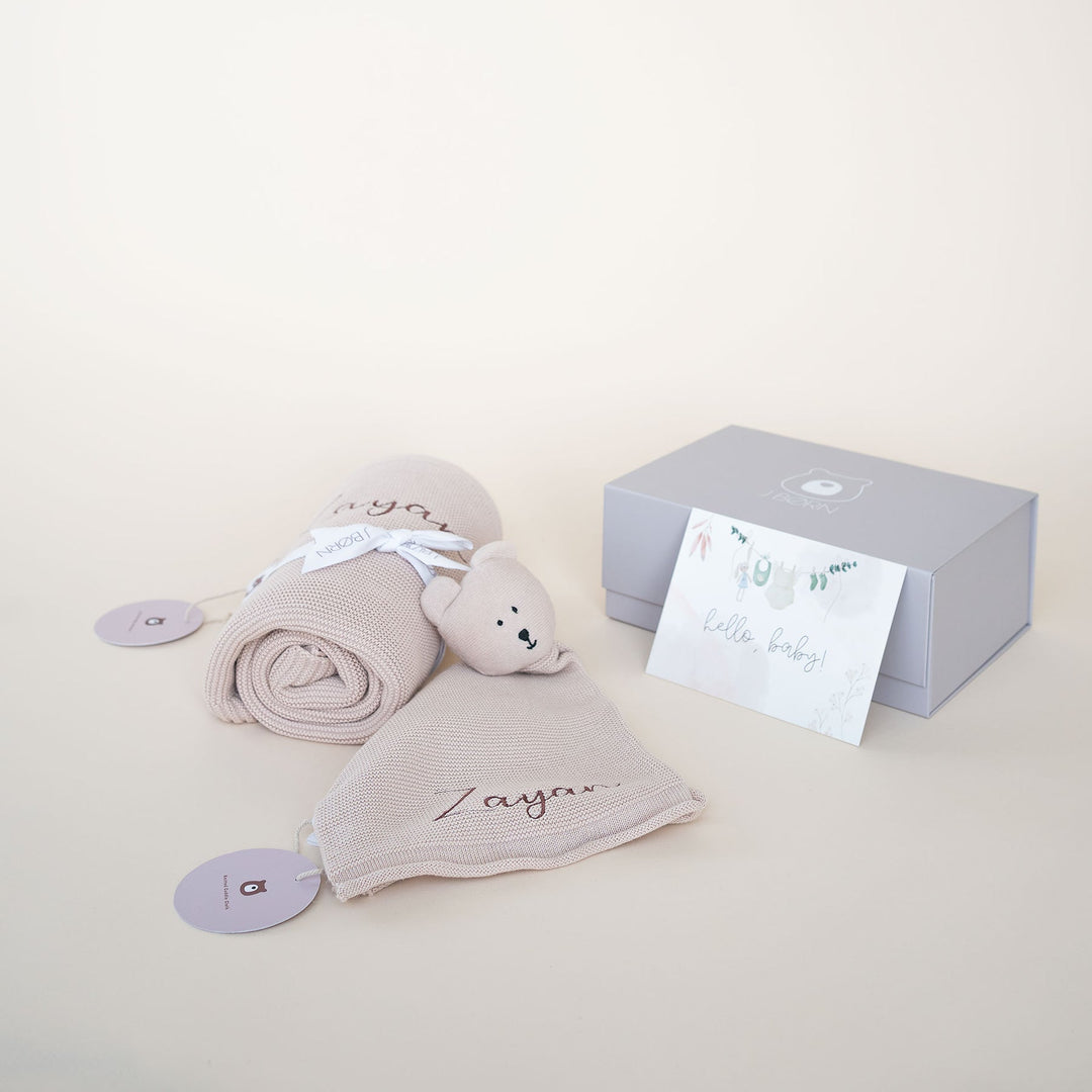 JBØRN Baby Gift Set | Knitted Blanket & Comforter Vanilla - Personalisable Baby Products Sold and Personalised by JustBørn