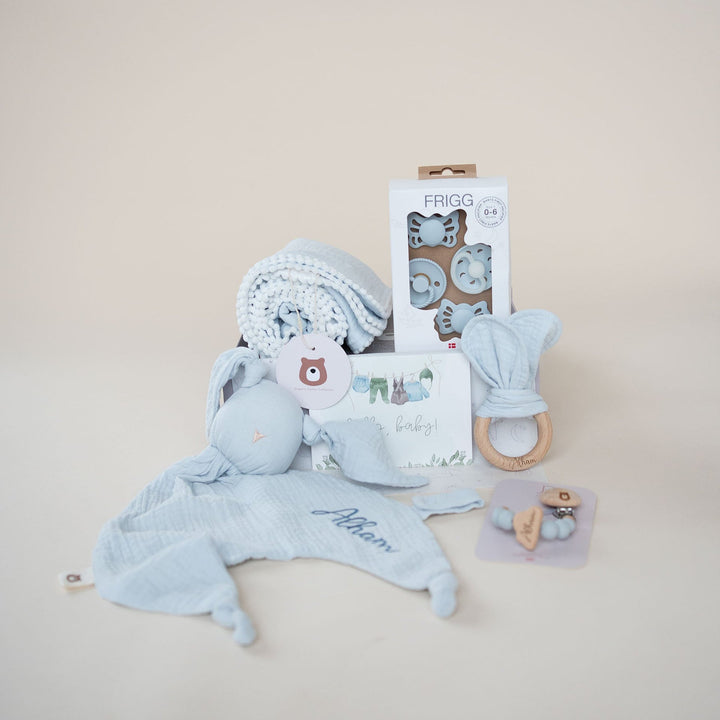 JBØRN Baby Gift Set | Luxury Newborn Muslin Bundle - Personalisable Baby Products Sold and Personalised by JustBørn