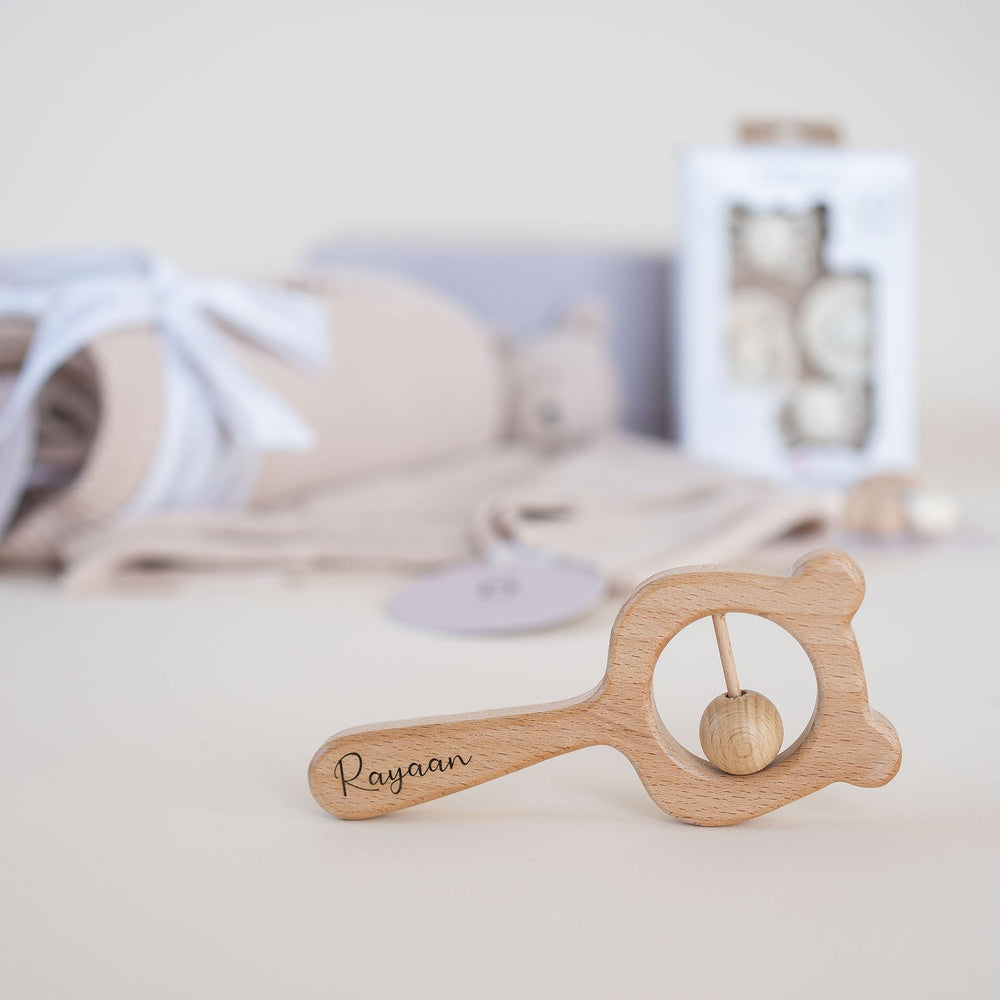 JBØRN babycadeauset | Luxe pasgeborenenpakket - Personaliseerbare babyproducten verkocht en gepersonaliseerd door JustBørn