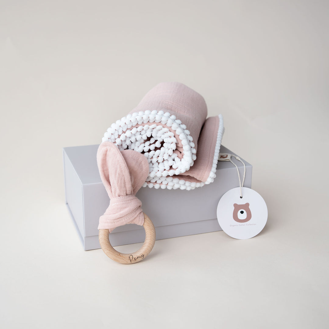 JBØRN Baby Gift Set | Organic Muslin Swaddle Blanket & Teether Muslin Blush - Personalisable Baby Products Sold and Personalised by JustBørn