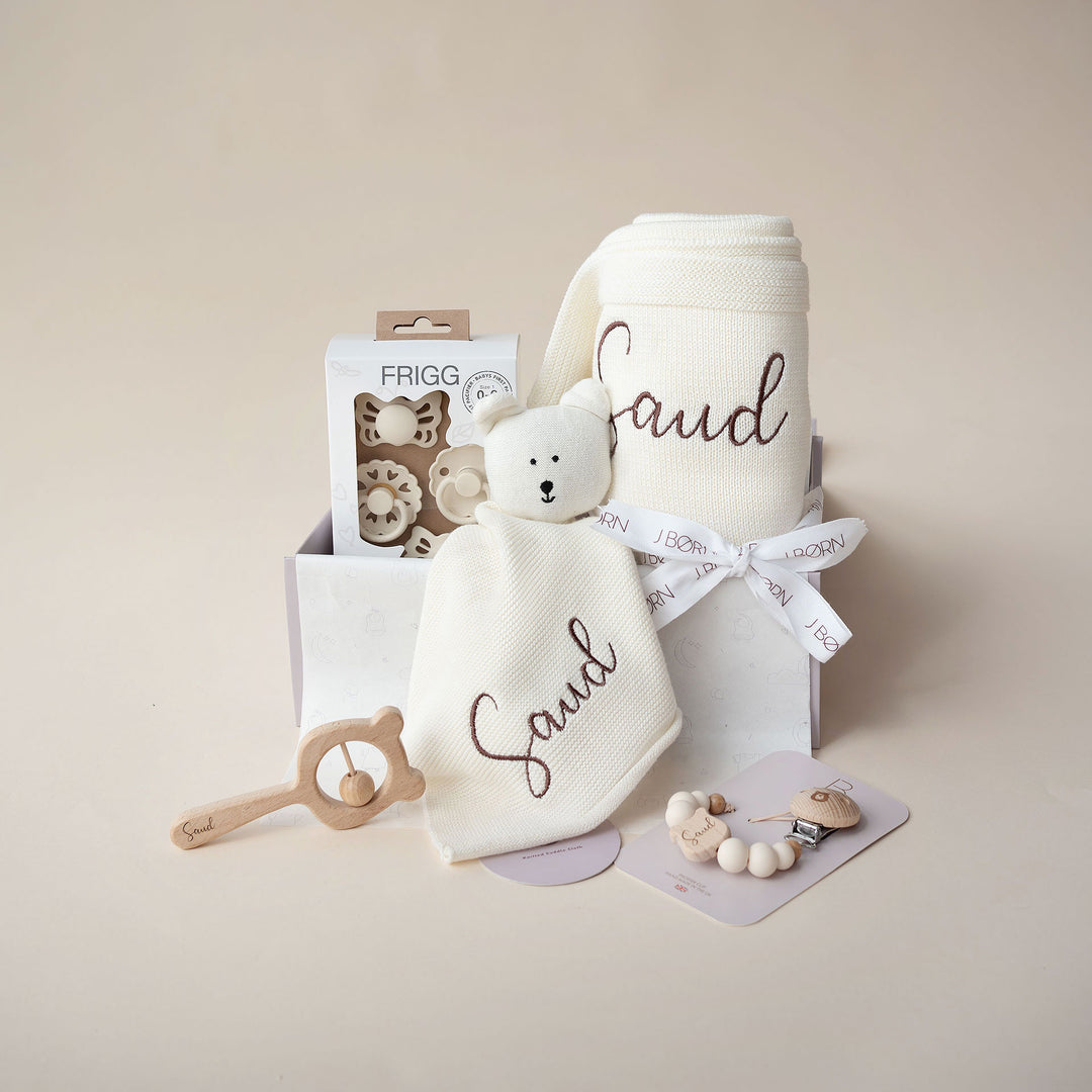 JBØRN Baby Gift Set | Luxury Newborn Bundle - Personalisable Baby Products Sold and Personalised by JustBørn