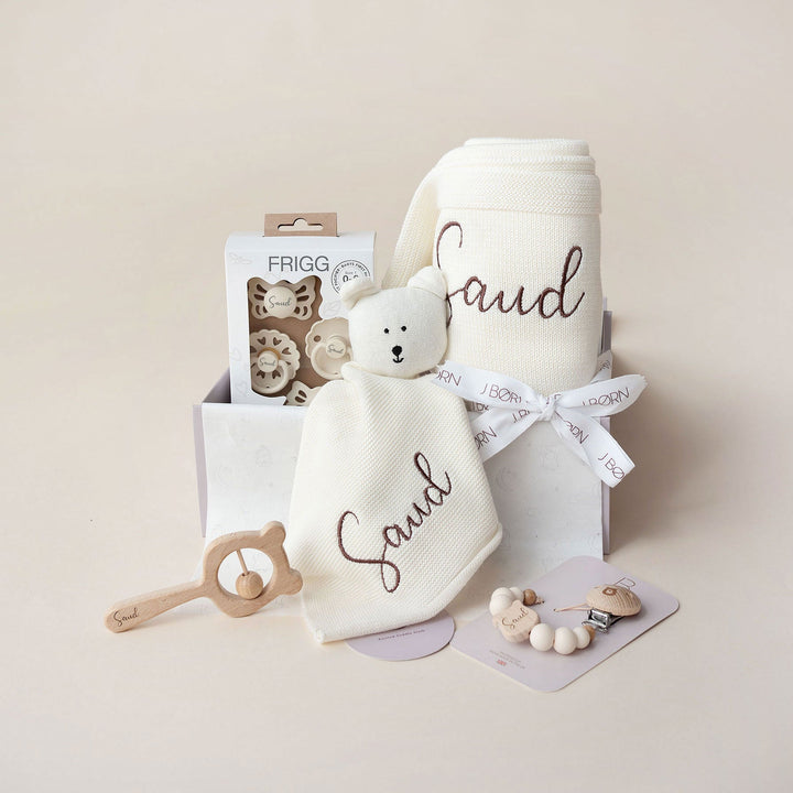 JBØRN Baby Gift Set | Luxury Newborn Bundle - Personalisable Baby Products Sold and Personalised by JustBørn