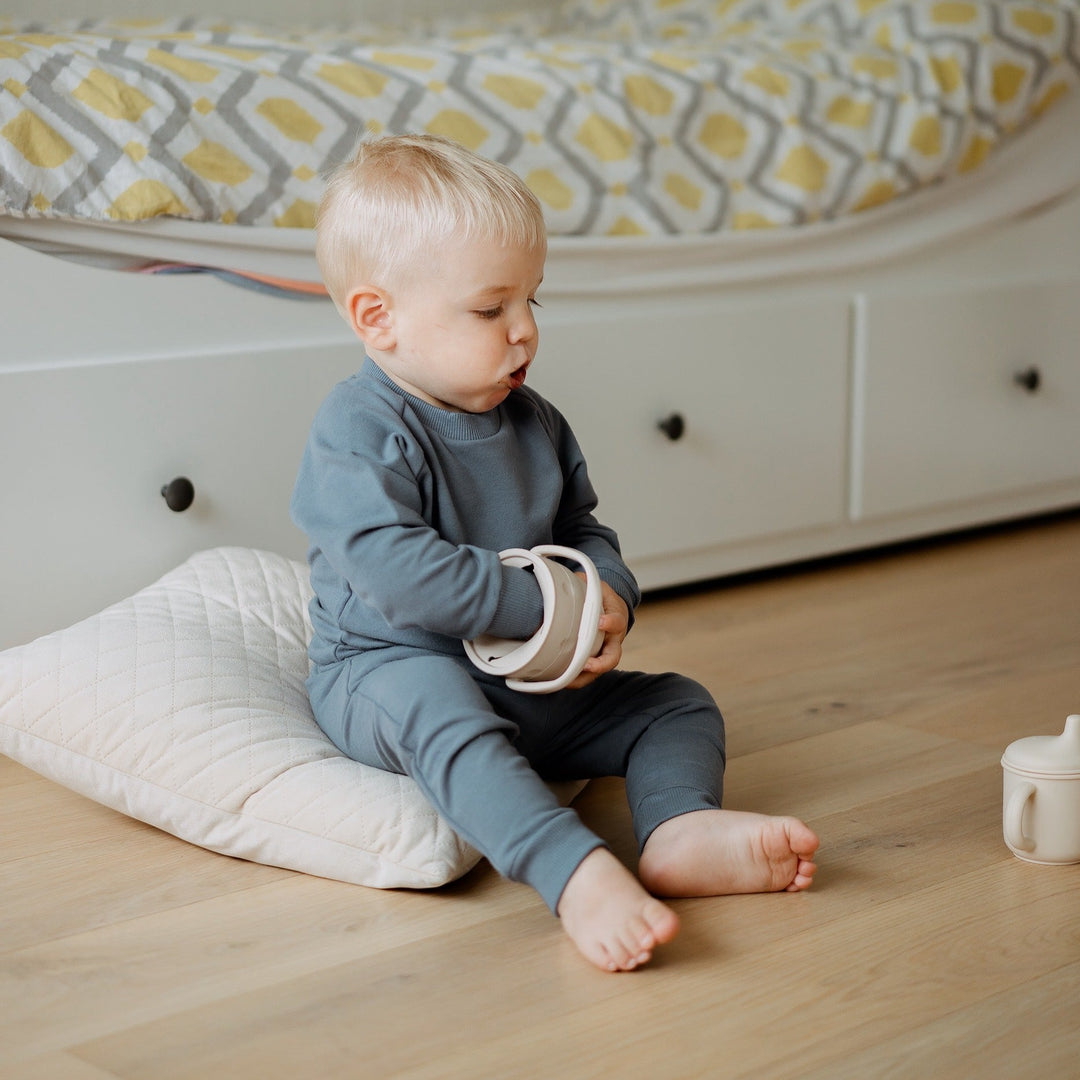 JBørn - Foldable Silicone Snack Cup – JBørn Baby Products Shop