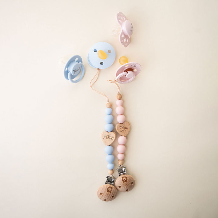 JBØRN Love Heart Pacifier Clip - Personalisable Baby Products Sold and Personalised by JustBørn