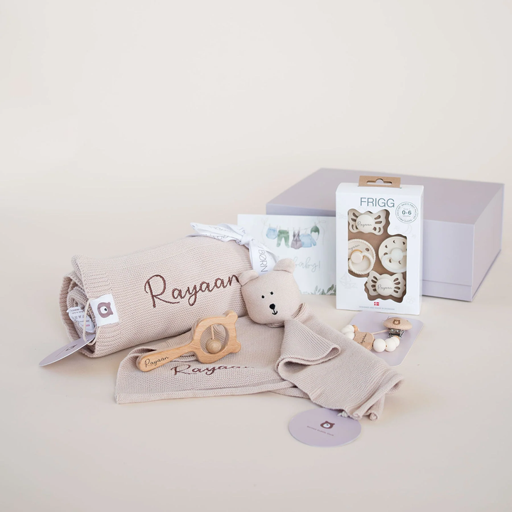 JBØRN Baby Gift Set | Luxury Newborn Bundle Vanilla - Personalisable Baby Products Sold and Personalised by JustBørn