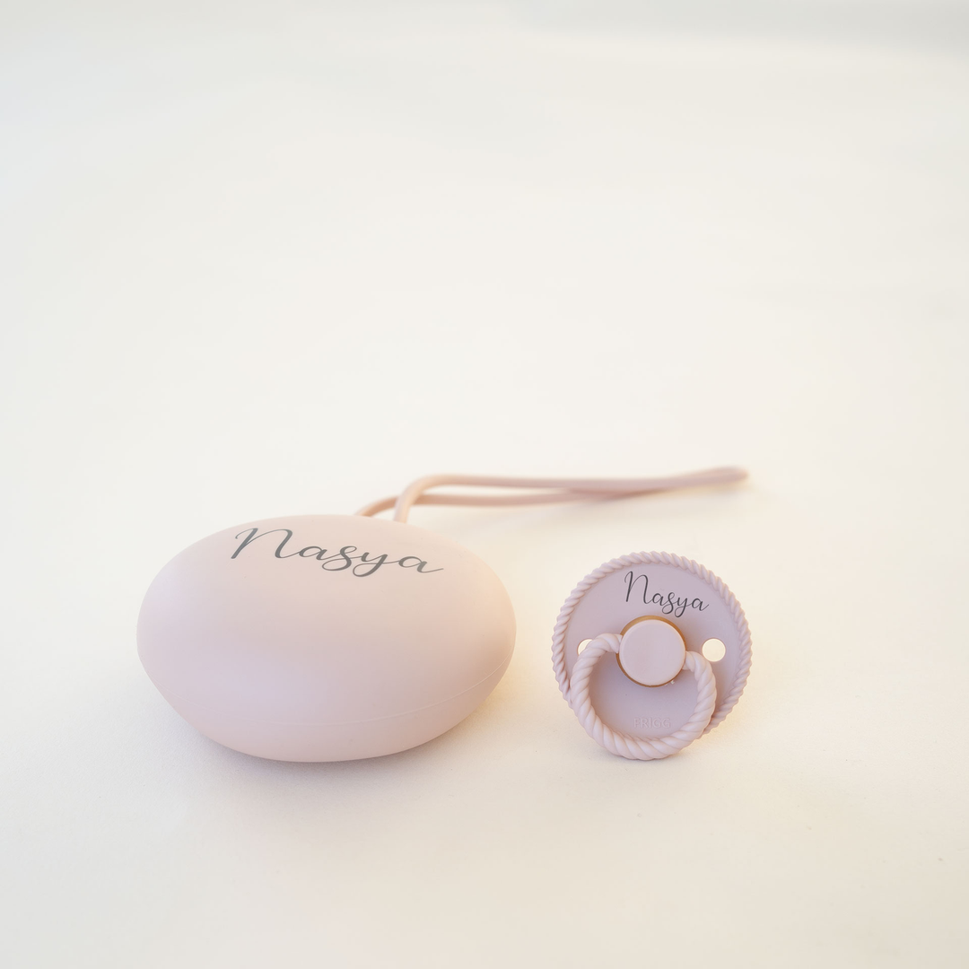 FRIGG Latex Pacifier & Matching JBØRN Holder Pod Rope Blush & Pod - Personalisable Baby Products Sold and Personalised by JustBørn